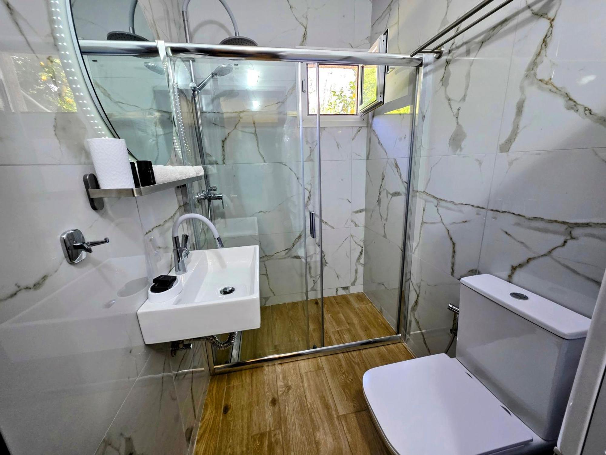 Apartamento The Elysian At Nicopolis Jacuzzi Nikopolis Exterior foto